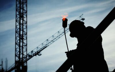 What Are Commercial Contractors? A Guide for Real Estate and Property Developers