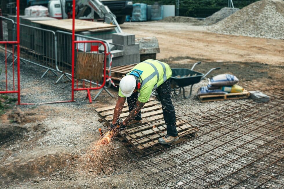 A Day in the Life of a Construction Worker: Roles and Responsibilities